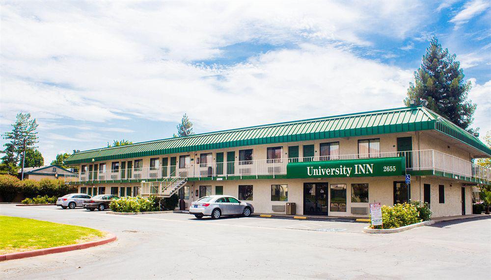 University Inn Fresno Exteriör bild